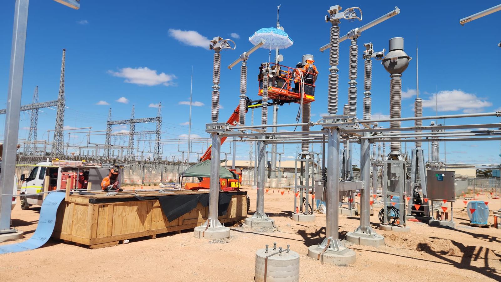 Disconnector installation from an elevated work platform