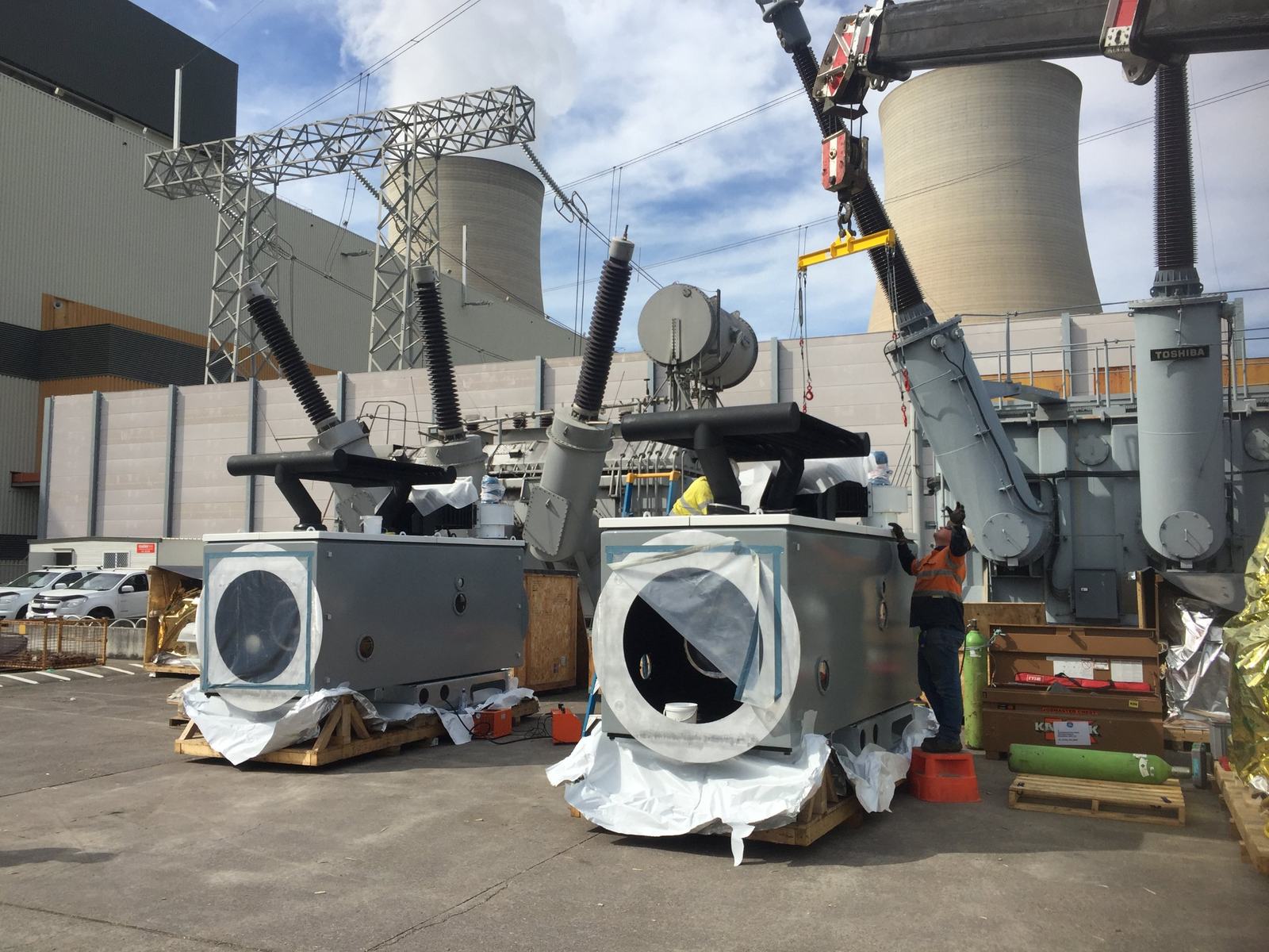 Generator circuit breaker installation at a power station